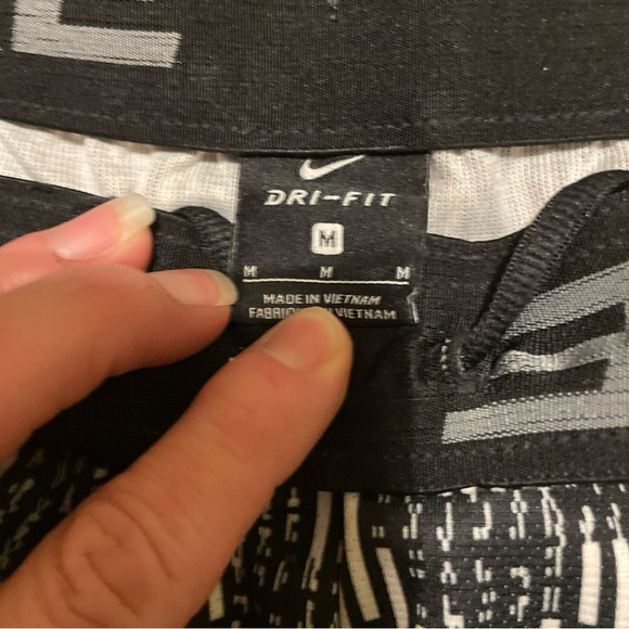 Nike Dri-FIT Black and Gray Shorts - Picture 2 of 11